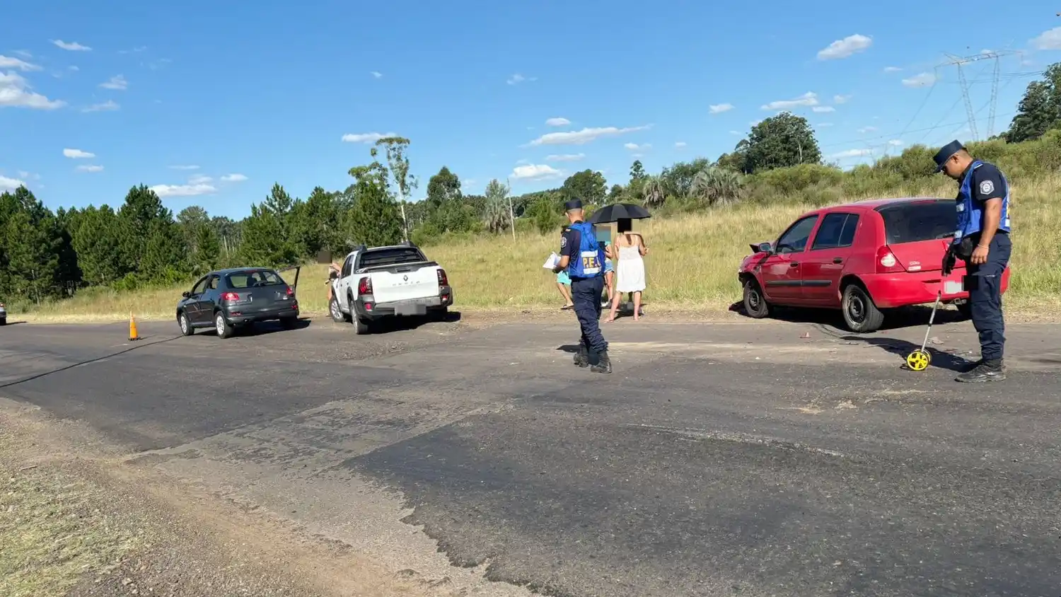 Siniestro vial en cadena en la RN 015: tres vehículos involucrados