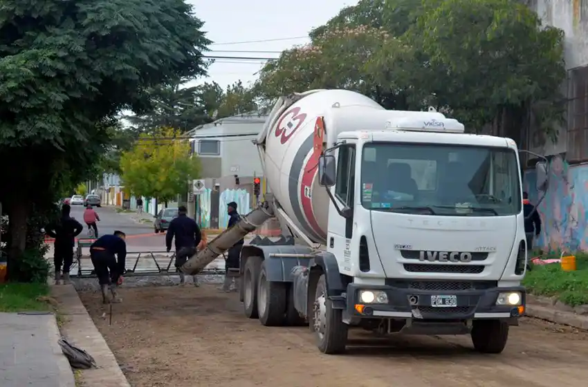 Tandil: continúa el plan de pavimentación en diferentes barrios