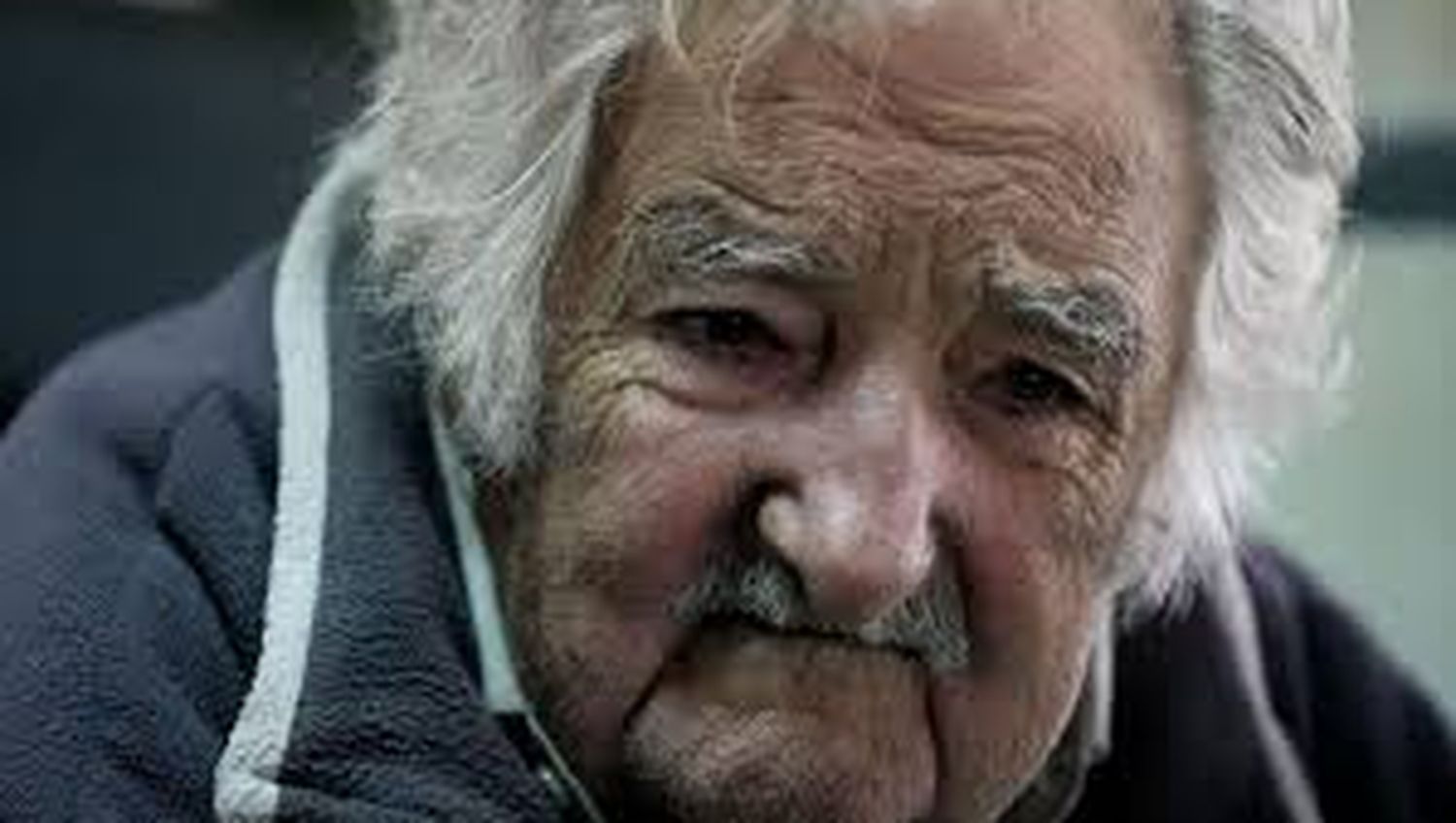 Pepe Mujica anunció que padece un "tumor en el esófago"