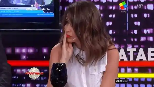 Julia Mengolini, durísima con Intratables
