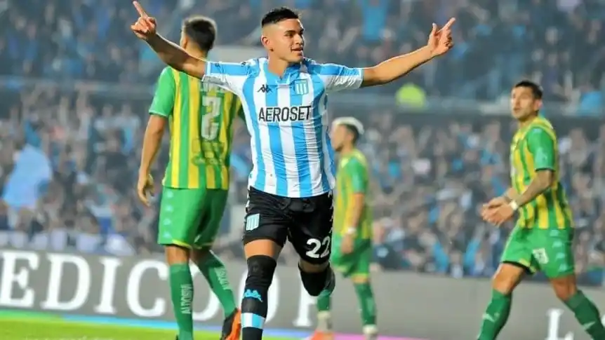 Racing aplastó a Aldosivi y clasificó a las semifinales