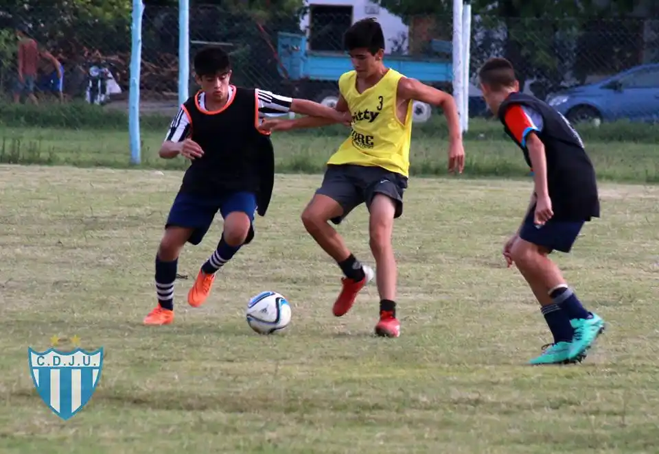 Juventud Unida vuelve a probar jugadores para sus inferiores 