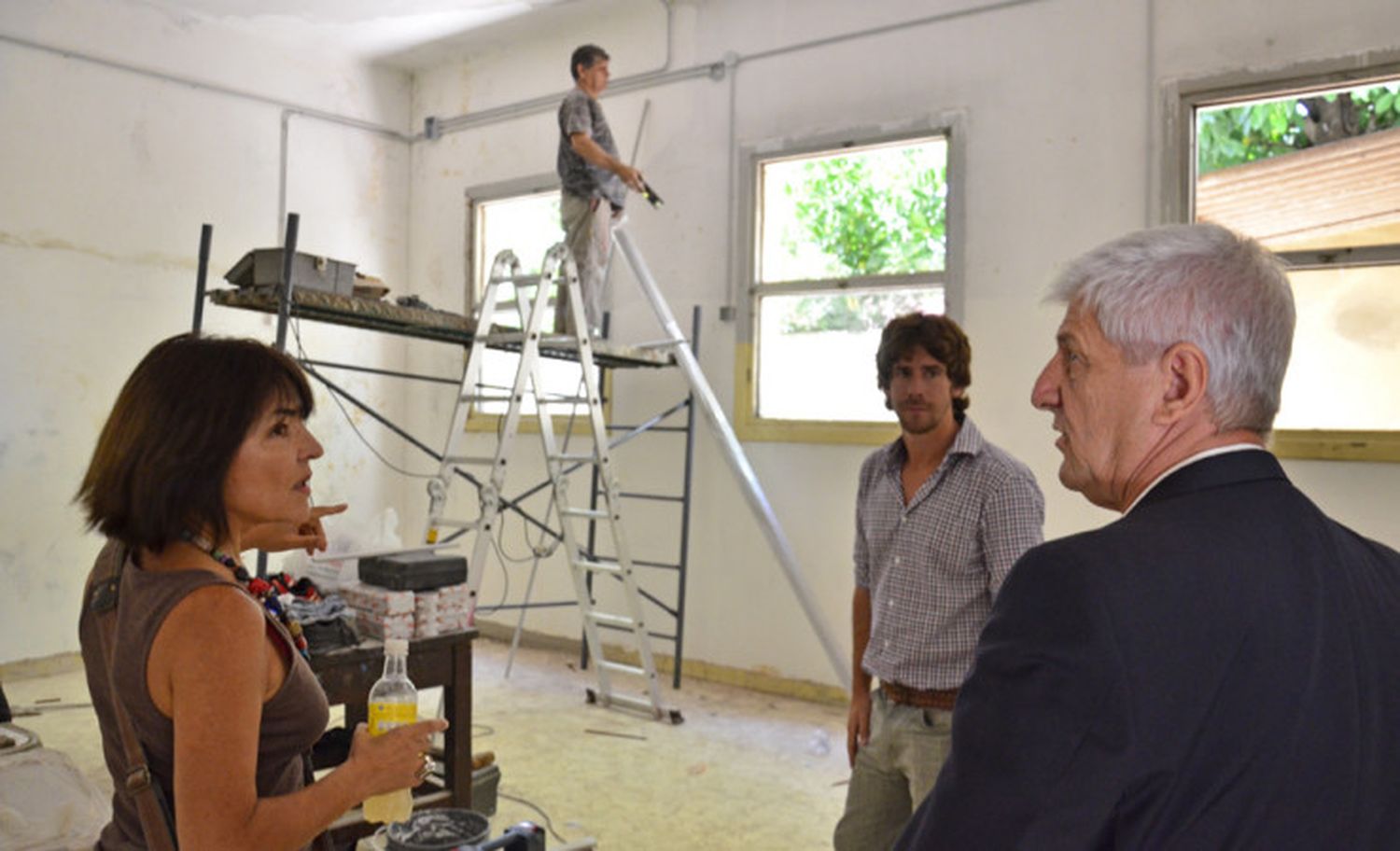 San Fernando: Andreotti recorrió las obras en la Escuela 40 "José Gervasio Artigas"