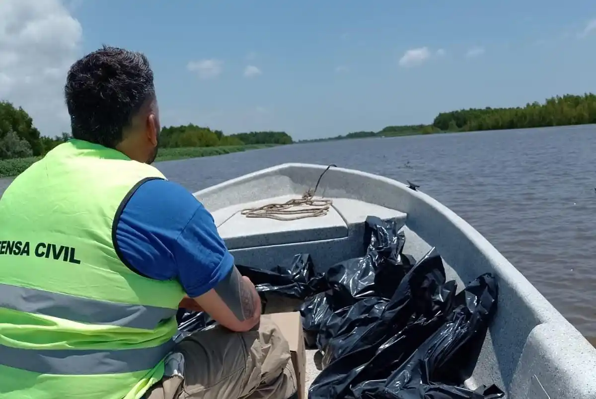 Recorrieron zona de islas para relevar la situación