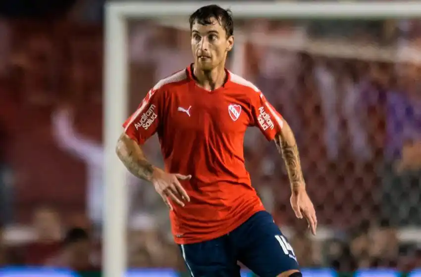 Amorebieta: «Holan decía que yo iba a ser el jardinero mejor pago de Argentina»