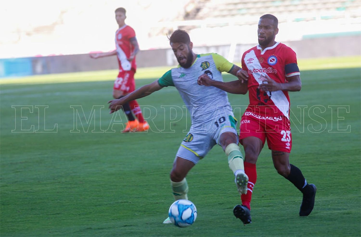 Aldosivi fue goleado en el Minella