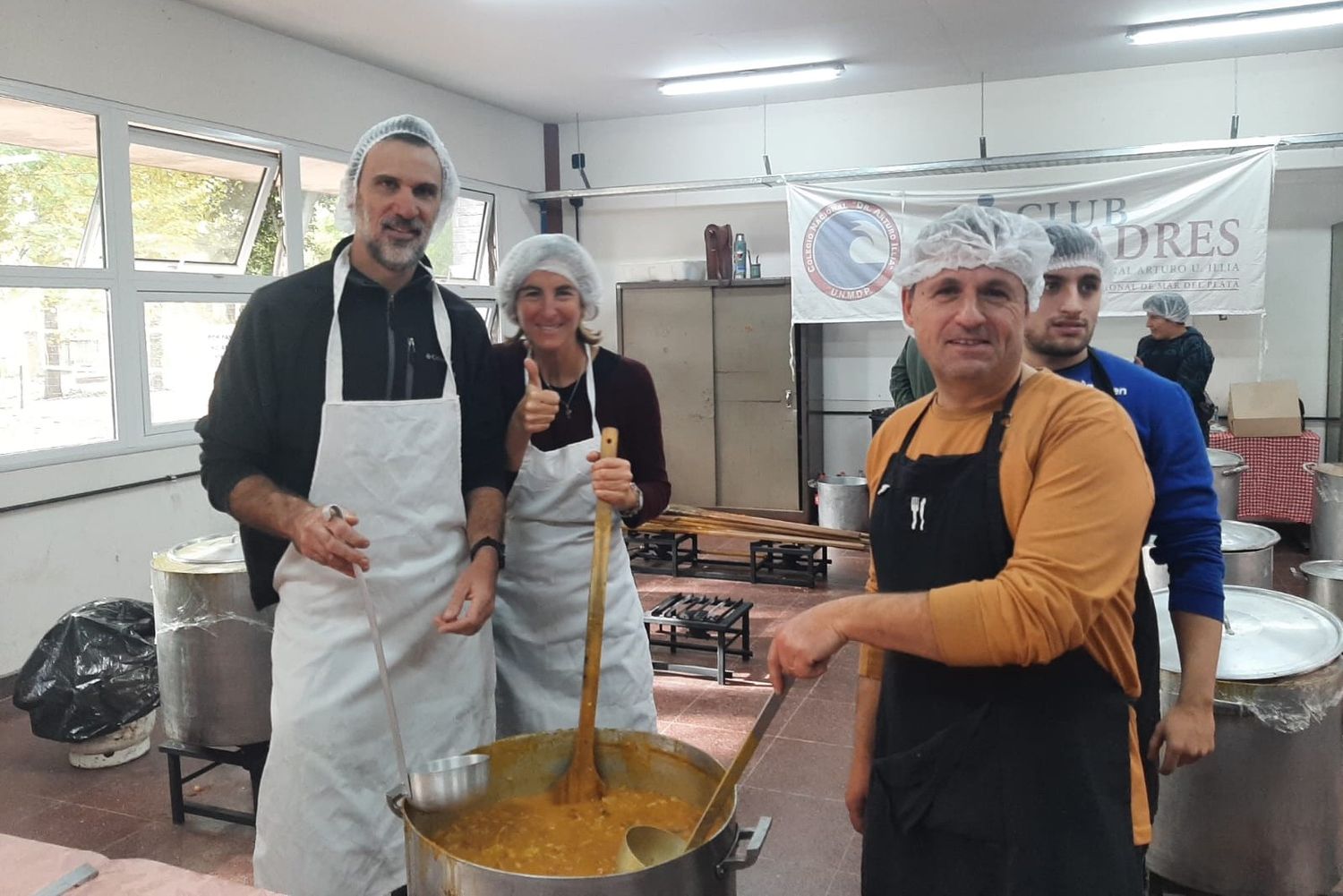 Alumnos del Colegio Illia celebrarán la Independencia con empanadas y locro