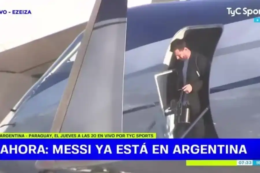 Lionel Messi llegó al país para sumarse a la Selección