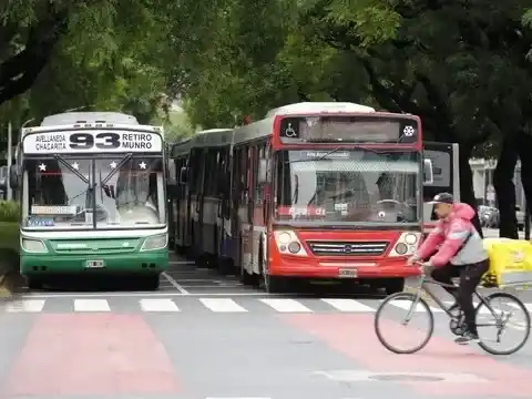 Reunión clave con las empresas de colectivos para evitar futuros paros