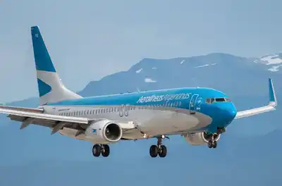 Molestia en Mar del Plata por las nuevas rutas de Aerolíneas que priorizan los vuelos al exterior