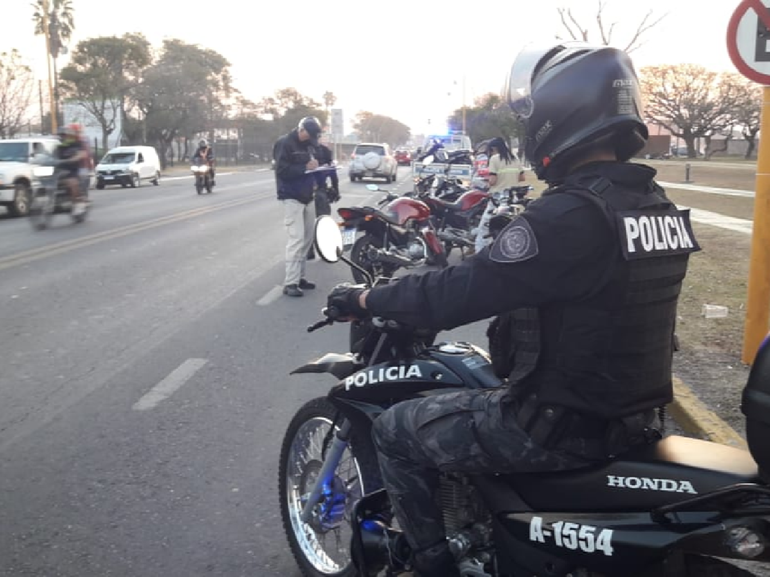 Secuestraron motociletas por circular o estacionar en pasajes o galerías del Centro Cívico