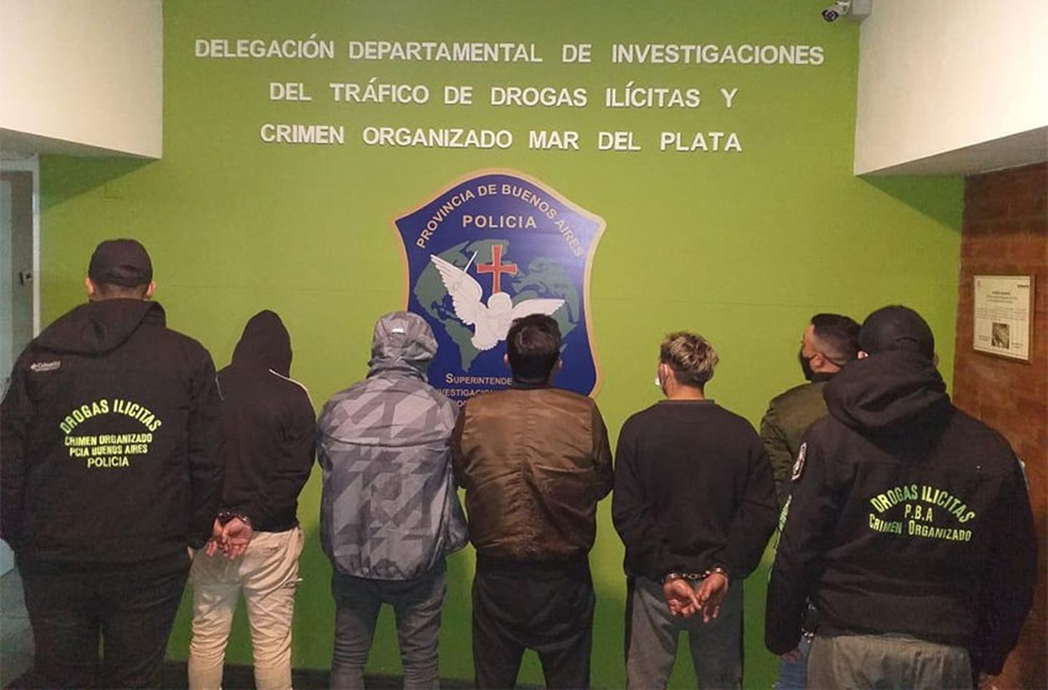 Un padre y sus cuatro hijos fueron detenidos por vender droga en Camet