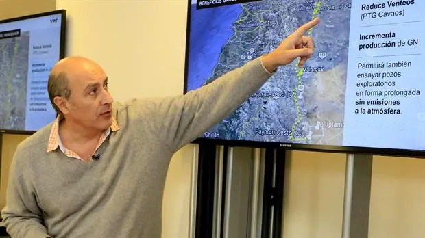 Renunció el CEO de YPF y se reorganizó el equipo de gestión