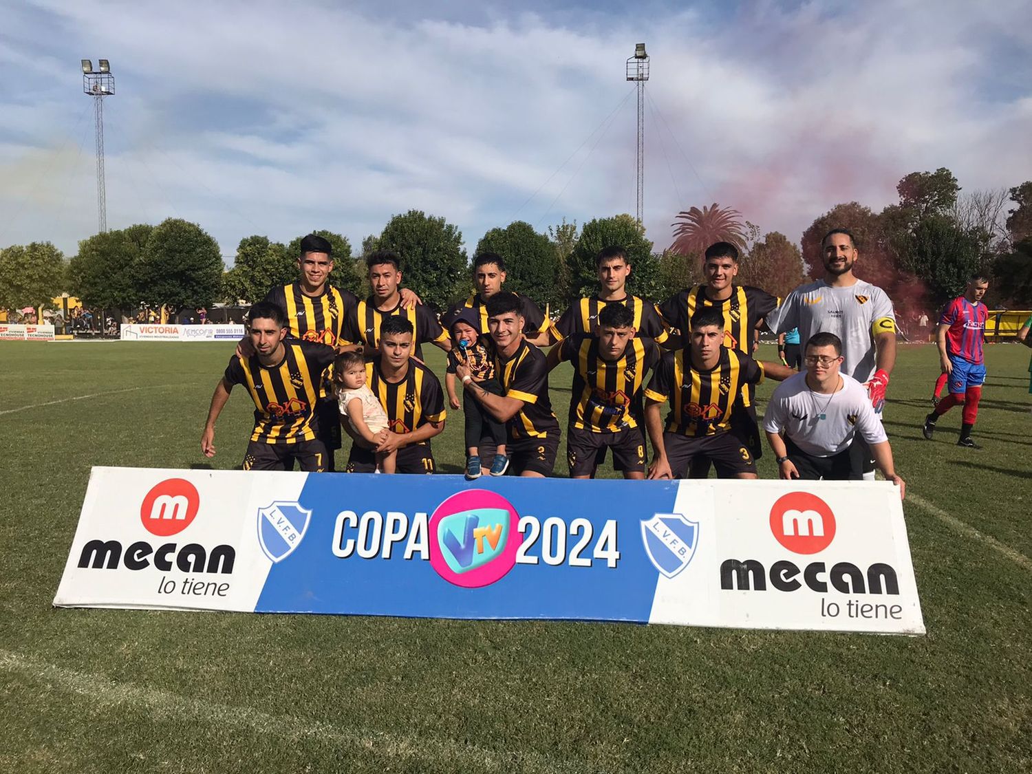 Atlético Peñarol - 2