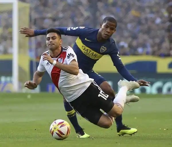 Pity Martínez se desgarró y está en duda para la revancha contra Independiente