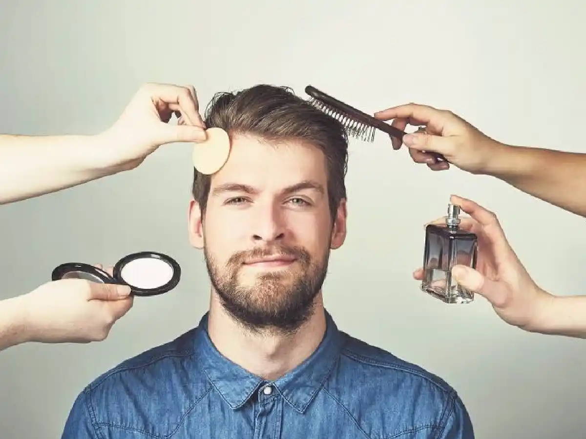 Ellos también se animan al maquillaje