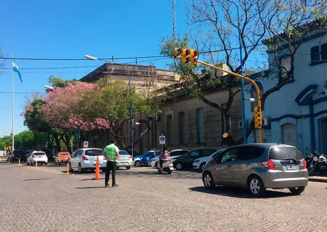 Concejales critican falta de inversión en nuevos semáforos