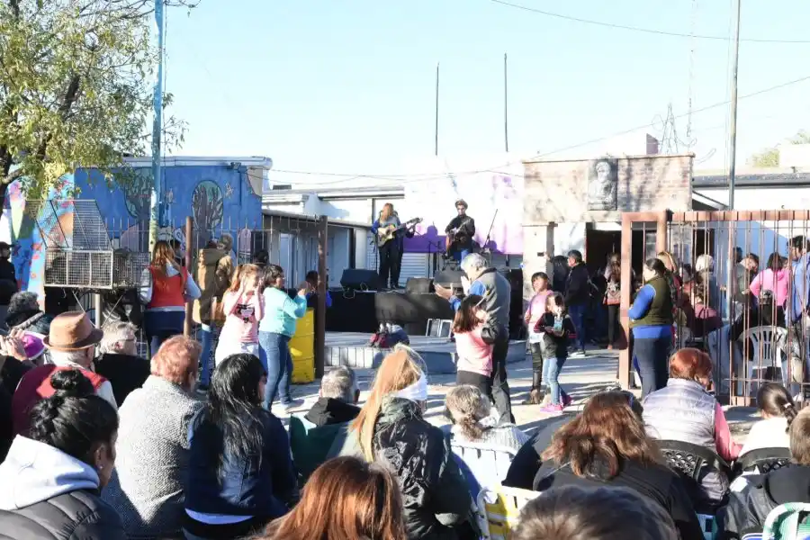 Domingo de festejo en barrio Güemes