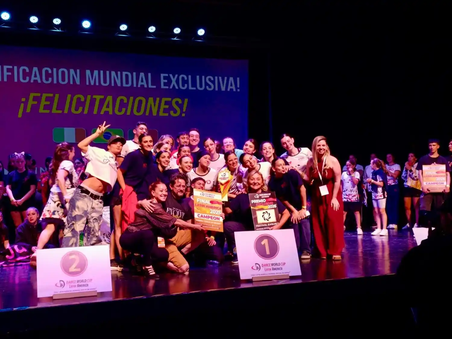 Las sampedrinas obtuvieron grandísimos resultados en el certamen.