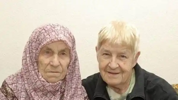 Dos hermanas se encontraron, gracias a Facebook, después de 72 años