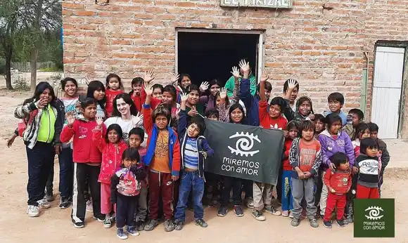 Miremos con amor: la ONG que acompaña a la comunidad Wichí
