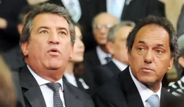 Urribarri cruzó a Scioli: "Desconfío de quienes viven preocupados por su imagen"