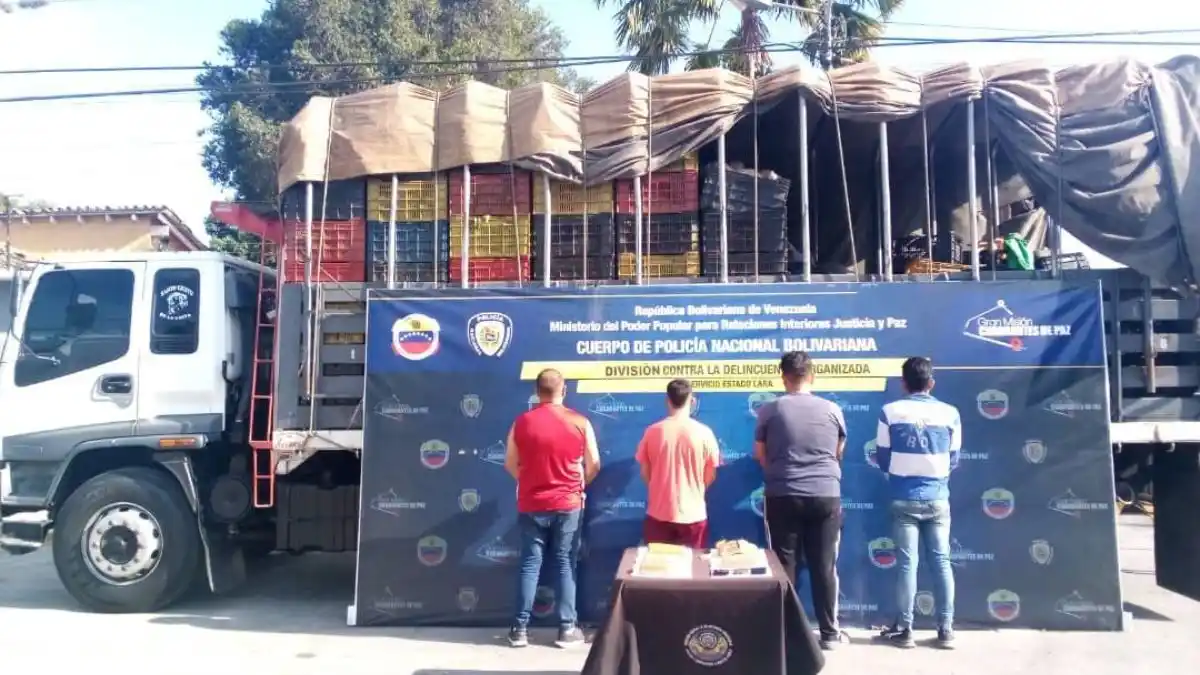 En un camión de verduras transportaban 2,5 kilos de drogas: PNB DETUVO A 4 SUJETOS EN LARA