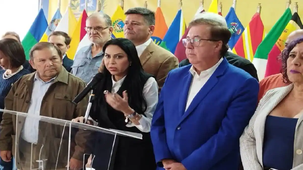 «¡MARÍA CORINA NO ESTÁ SOLA, es la candidata de Venezuela!»:  opositores claman apoyo de la comunidad internacional ante la persecución