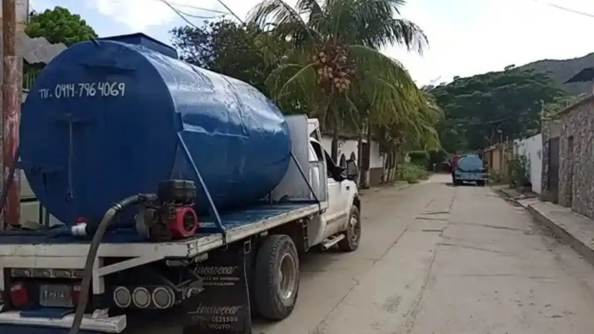 Eliminación del cupo de gasoil para organismos públicos crea caos en Margarita