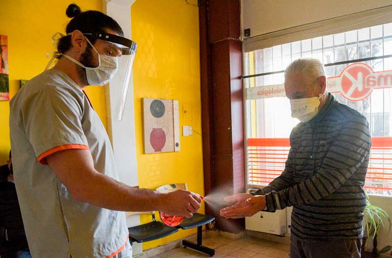 Ascienden a 1.385 los fallecidos y 69.941 los contagiados en el país