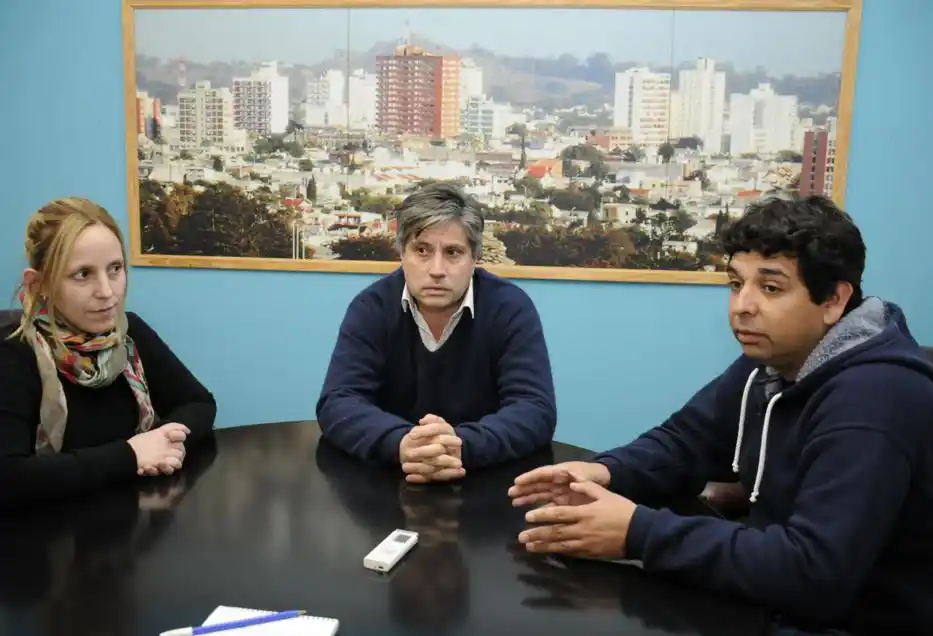 Beneficiarios de las casas de Eleprint del Procrear recorrieron el barrio
