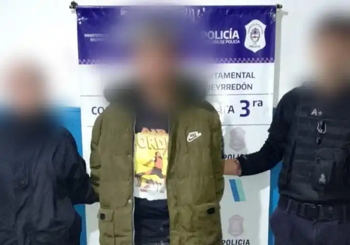 Uno de los sujetos fue atrapado por la Policía mientras el otro fue derivado al HIGA.