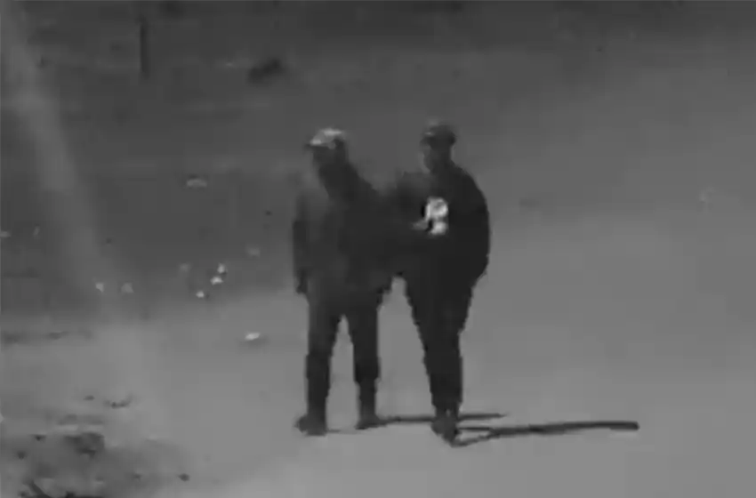 Video: los atraparon con las "manos en la masa"