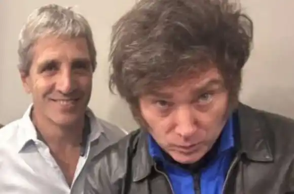 Milei aseguró que una inflación del 30% es “un numerazo” y que “a Caputo hay que llevarlo en andas”