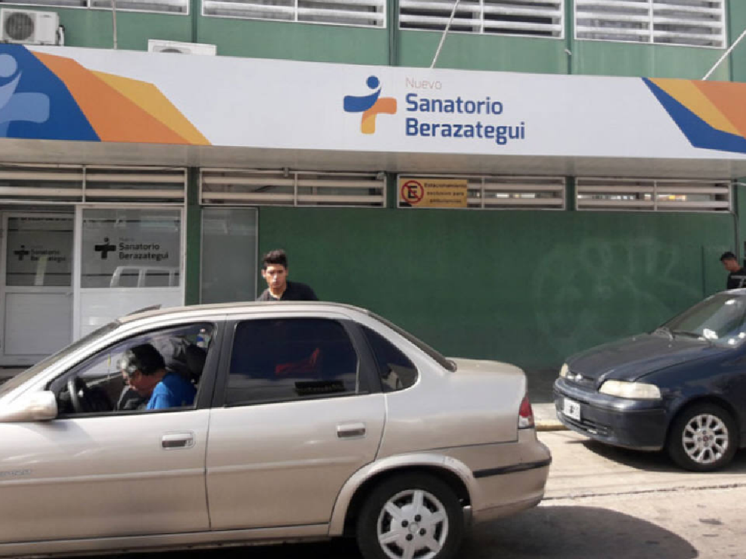 Le tenían que amputar una pierna y le cortaron la otra