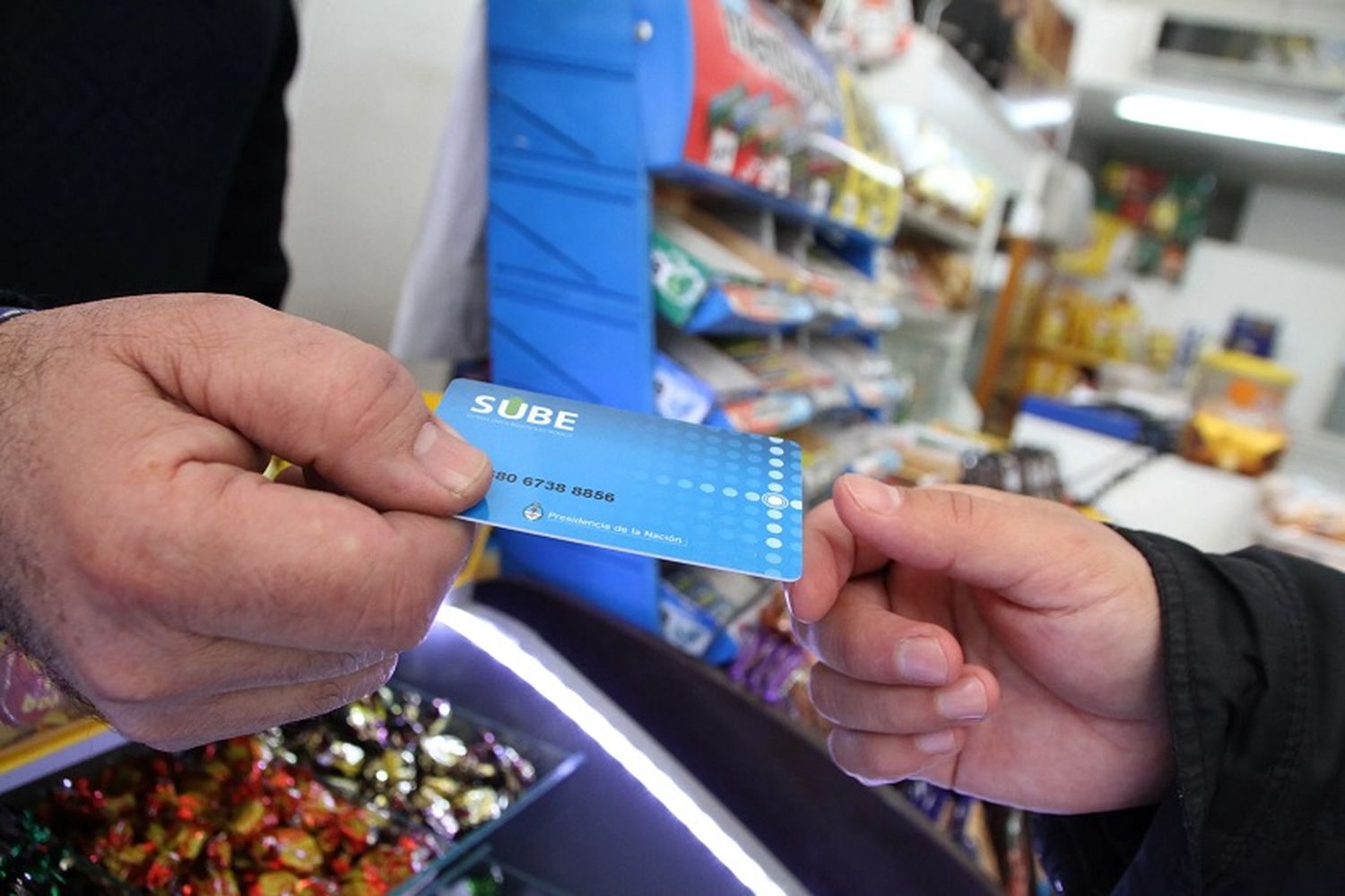 Kiosqueros no cargarán la tarjeta SUBE en reclamo por mayores ganancias