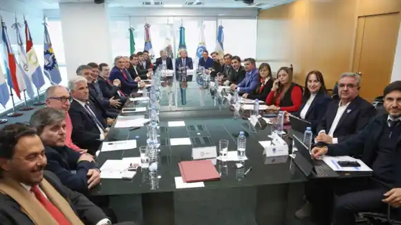 Neuquén, Salta, Tucumán y Buenos Aires fueron las provincias que más fondos discrecionales recibieron en 2025