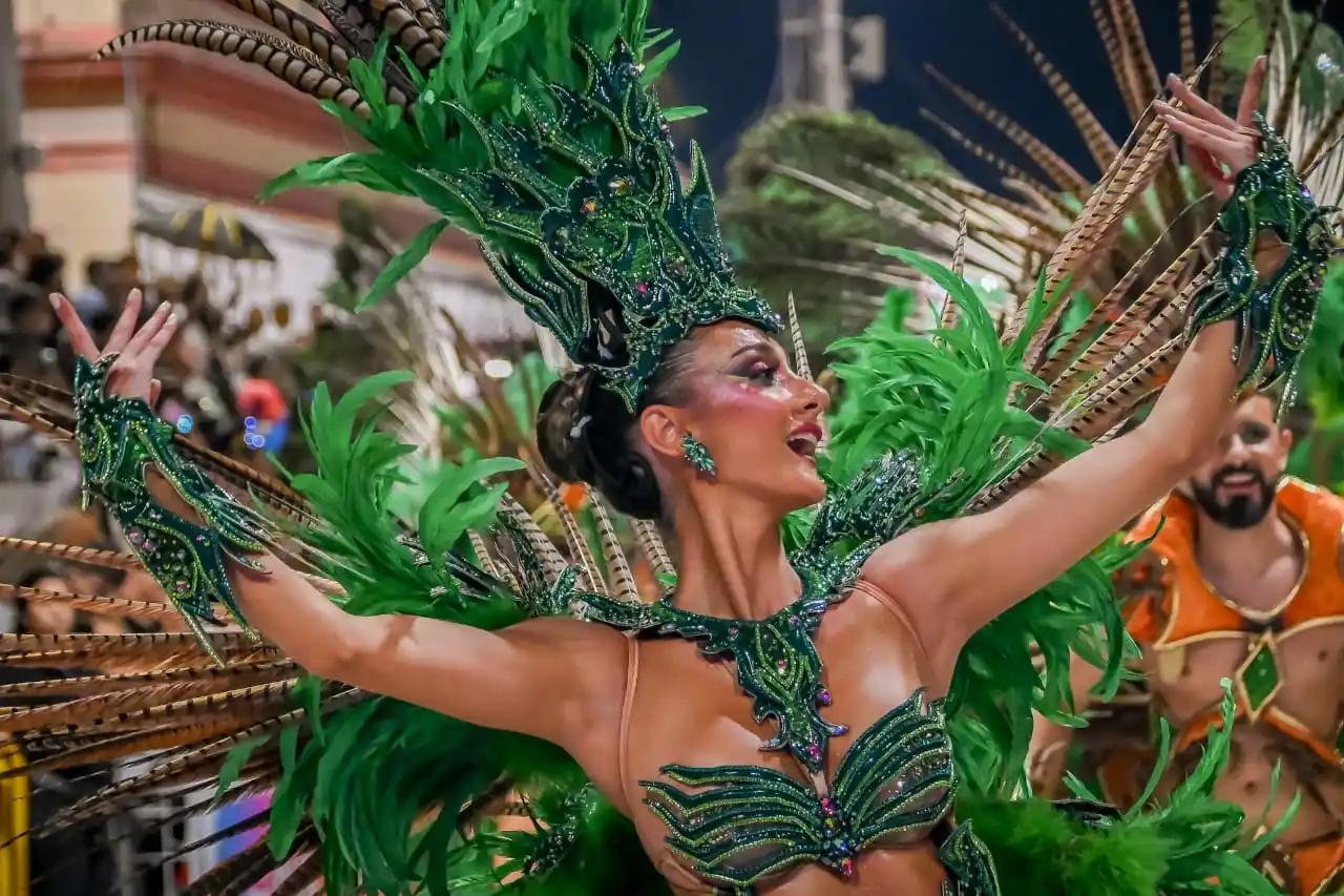 Mirá las mejores fotos y videos de la sexta noche del Carnaval del País