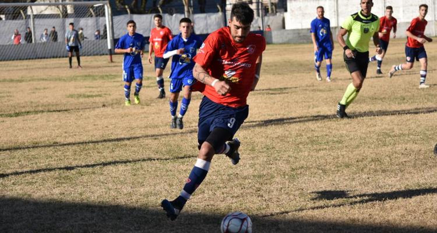 Marcelo Rodríguez, al acecho de Jonathan Cerrutti en la tabla de goleadores