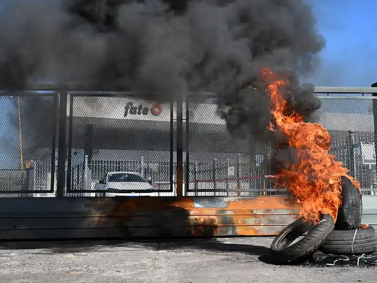 El Gobierno nacional aseguró que la crisis de Fate “no es nueva” y atribuyó la situación a “conflictividad gremial”,