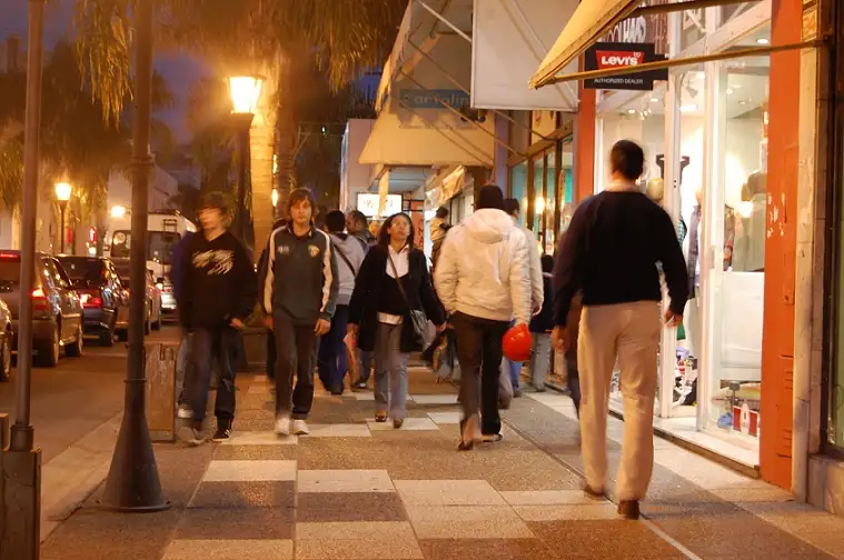 Día del Padre: Intenso movimiento en el centro de la ciudad