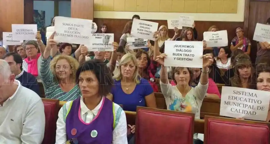 A pesar de las críticas, no interpelarán a la secretaria de Educación