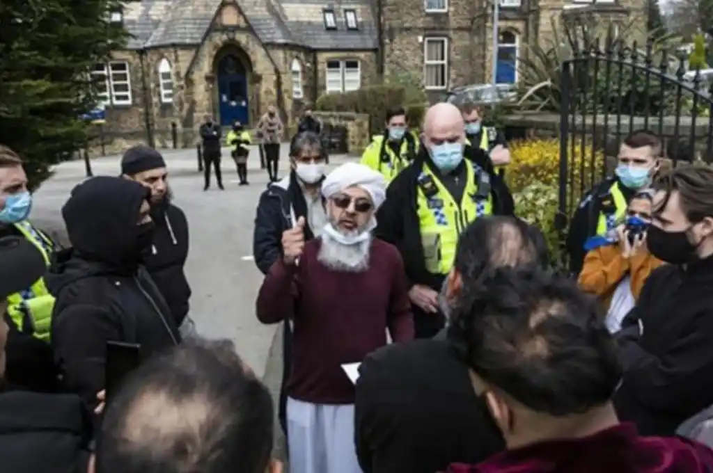 Inglaterra: suspenden a un profesor por mostrar una caricatura de Mahoma