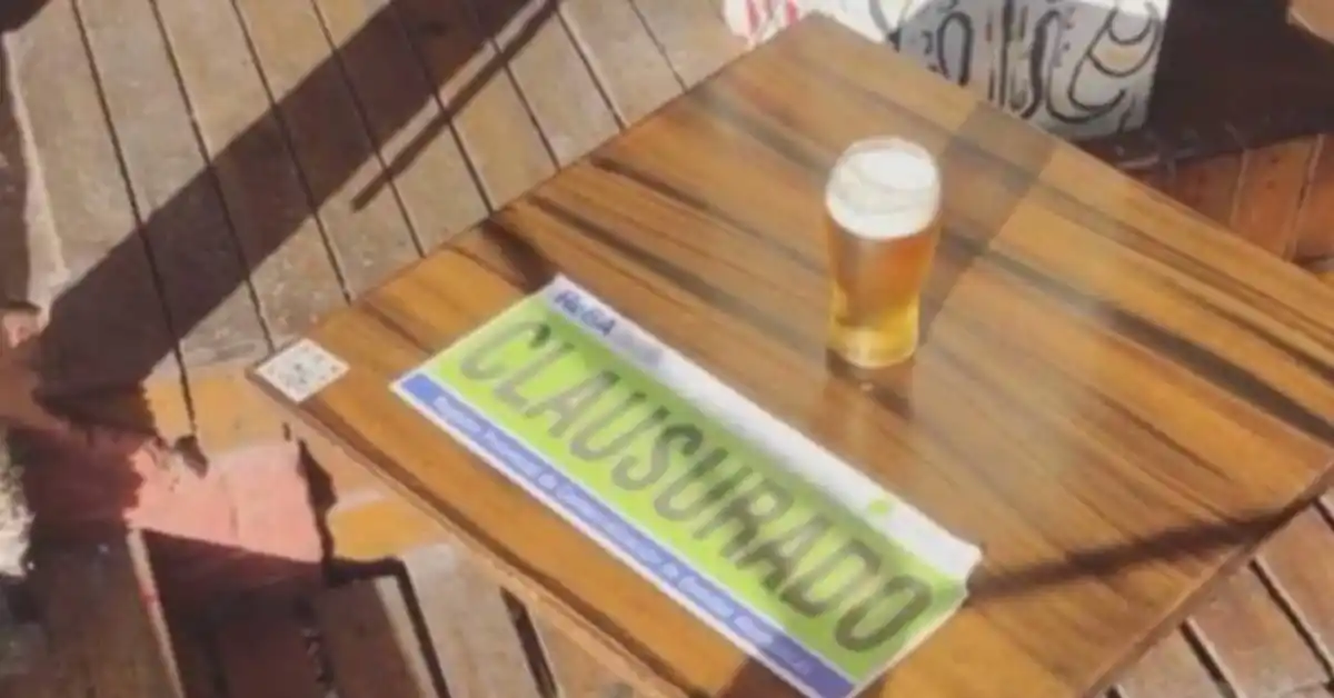 Mar del Plata: Clausuraron bar por vender cerveza en vasos más grandes y el intendente dice que fue “desmedida” la sanción