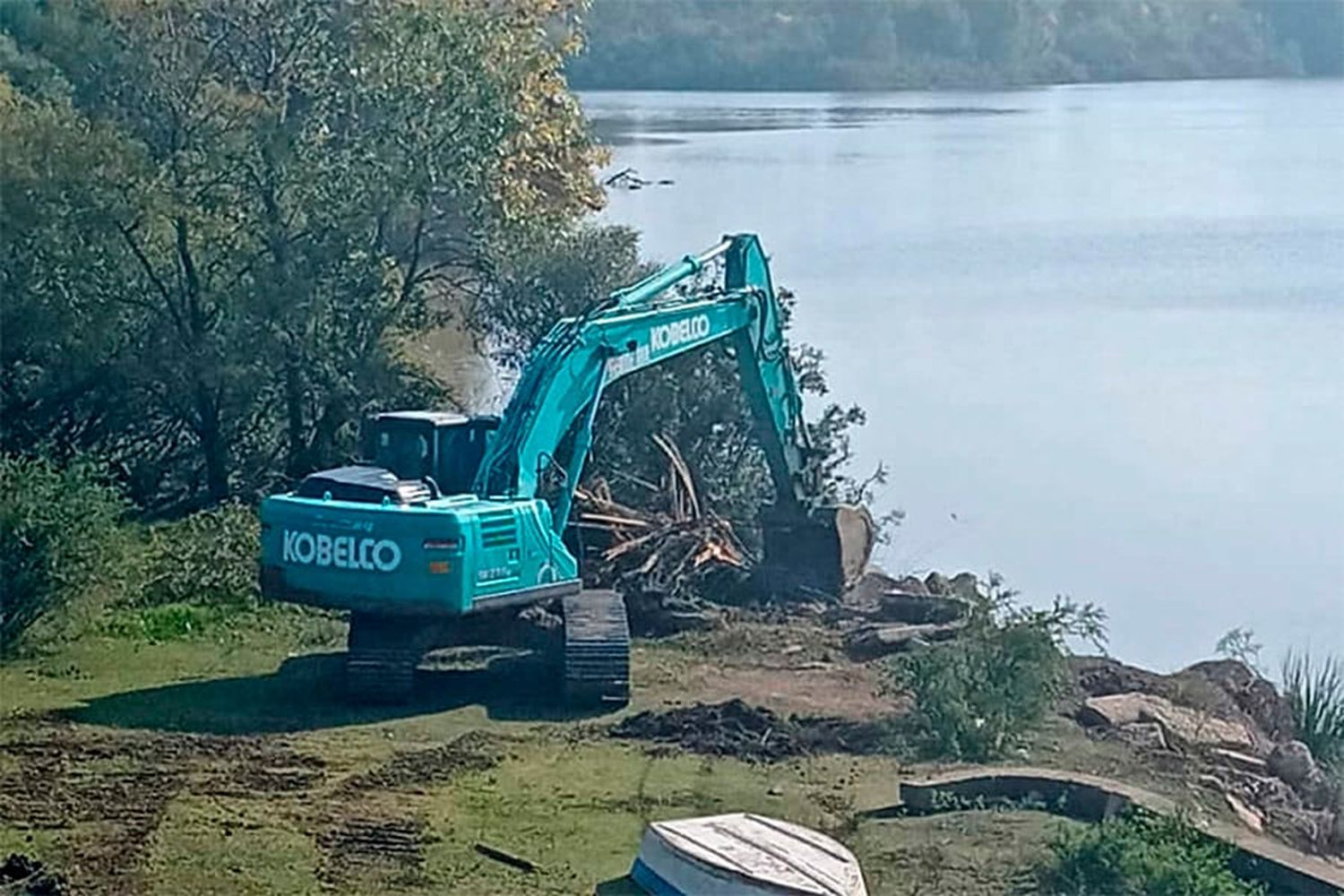 Esta obra de infraestructura permitirá captar el doble de agua para potabilizar en la planta de Obras Sanitarias, mejorando de esa forma todo el sistema y aumentando la calidad de este servicio esencial.