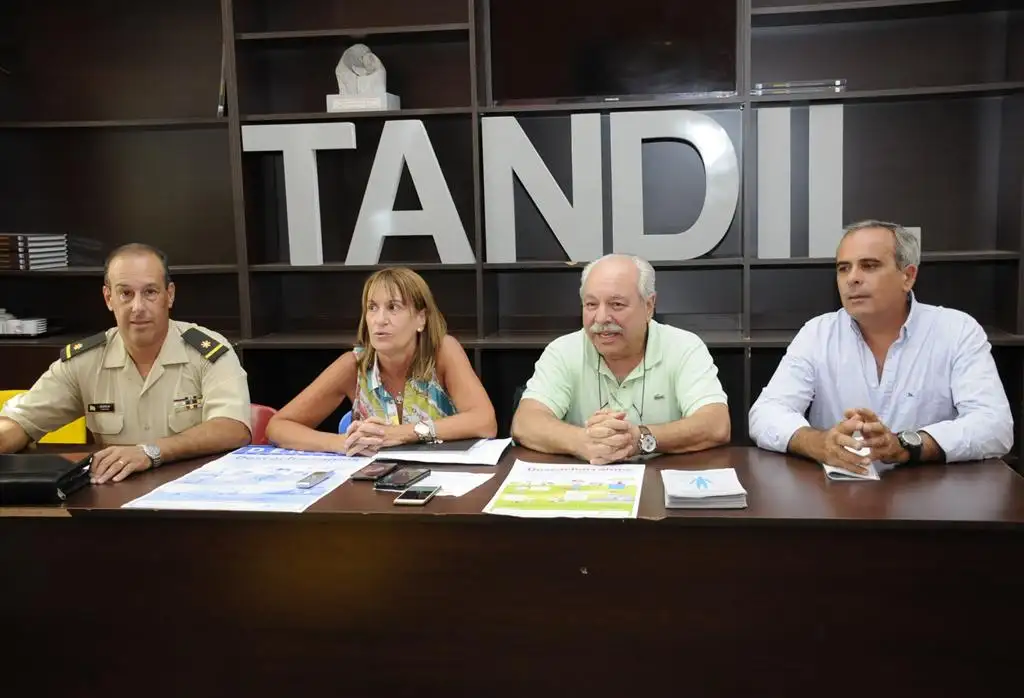El Municipio relanzó la campaña de limpieza de cacharros en los barrios