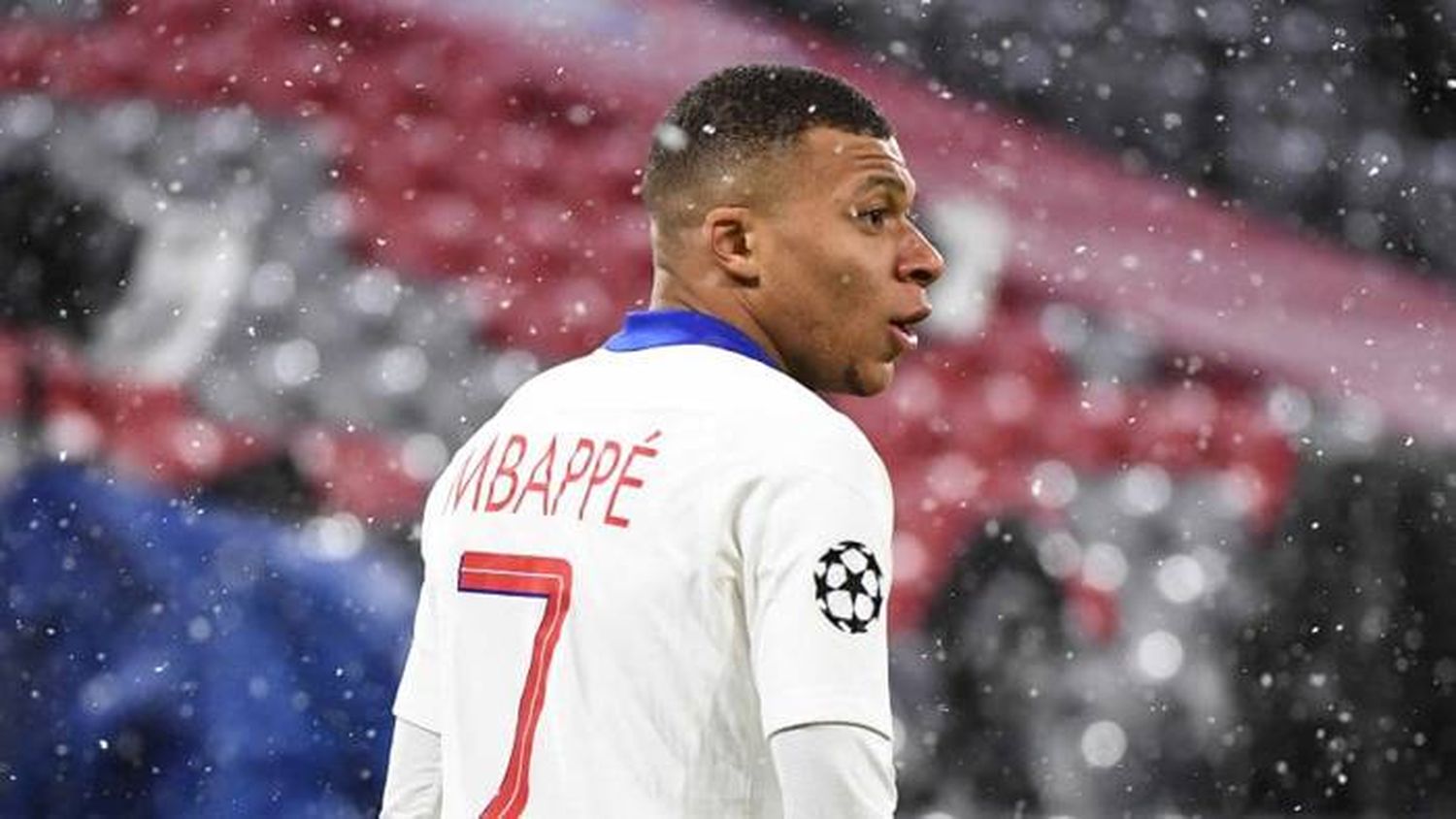 Mbappé le comunicó al PSG que quiere irse