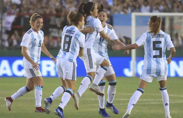 Argentina ascendió en el ranking FIFA
