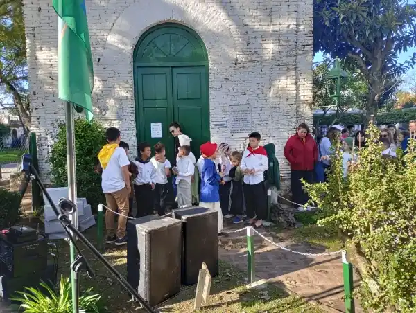 La Escuela Municipal N° 3 realizó un gran proyecto para homenajear a Chascomús