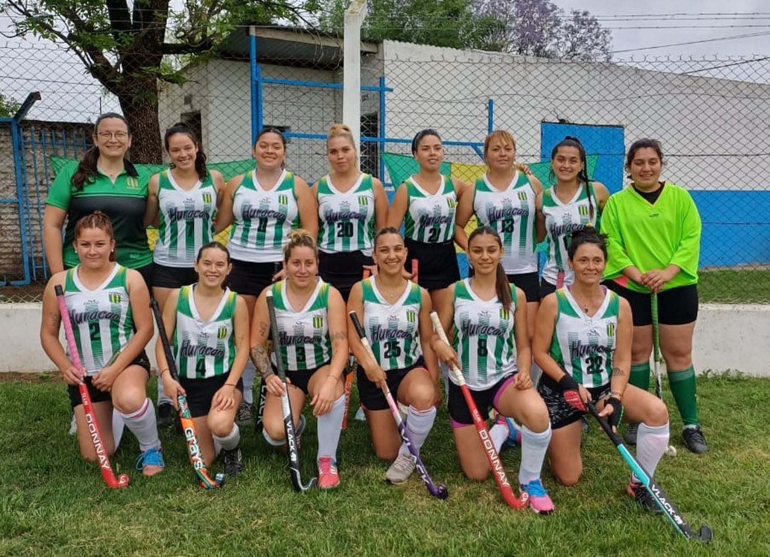 Huracán campeón de la copa de plata de la Federación Oeste Santafesina de
Hockey